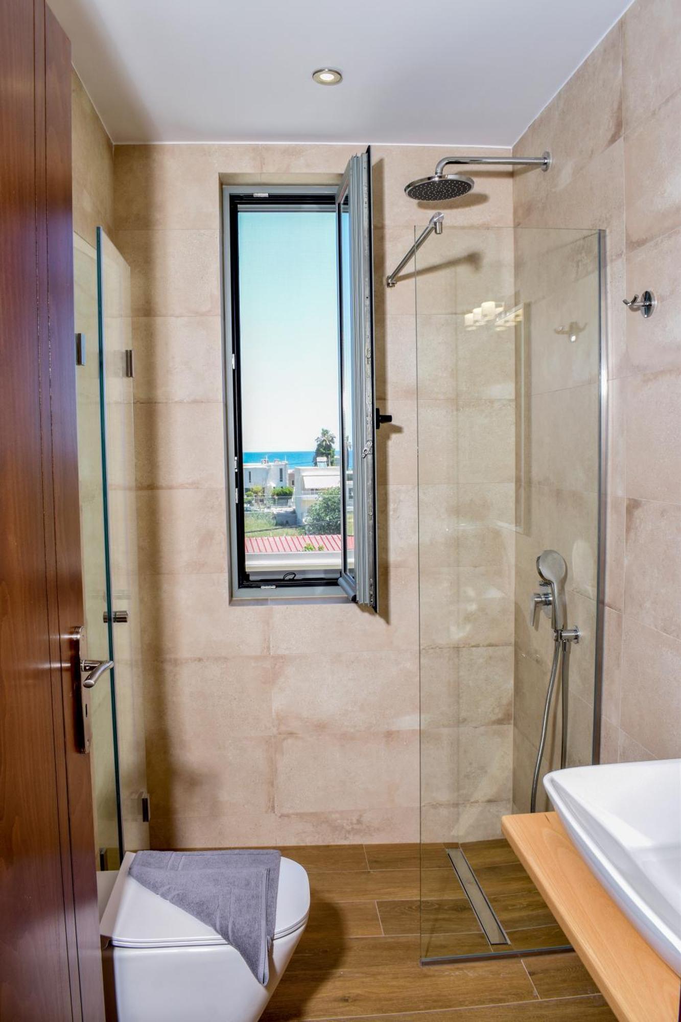 Romantic Corner Maisonette Apartment